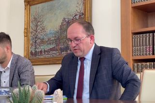 Lékař, v jehož péči zemřel novorozenec, odstoupil z kandidátky Spolu - Seznam Zprávy